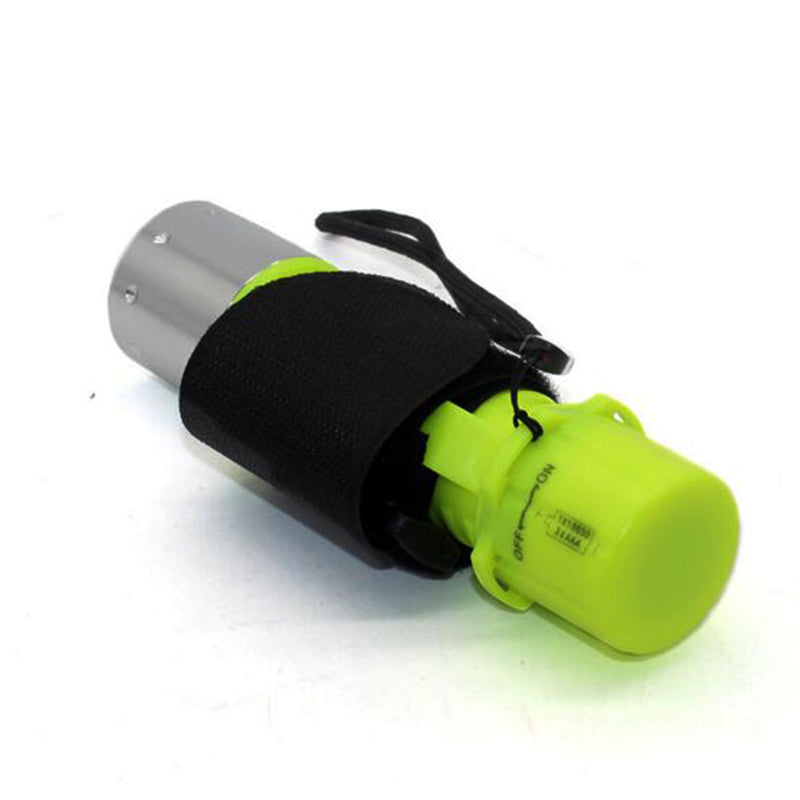 Illumination Underwater Flashlight